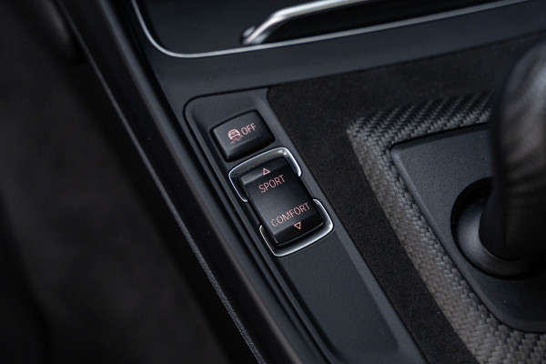 BMW 2 Serie Coupé M2 DCT | NOVA PERFORMANCE 19 INCH CUSTOM WHEELS | CS STOELEN | CS STUUR | CARBON INTERIEUR EN EXTERIEUR| voorzien van Target Blu Eye 2 en Laser Track Flare