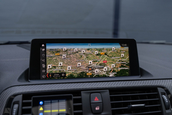 BMW 2 Serie Coupé M2 DCT | NOVA PERFORMANCE 19 INCH CUSTOM WHEELS | CS STOELEN | CS STUUR | CARBON INTERIEUR EN EXTERIEUR| voorzien van Target Blu Eye 2 en Laser Track Flare