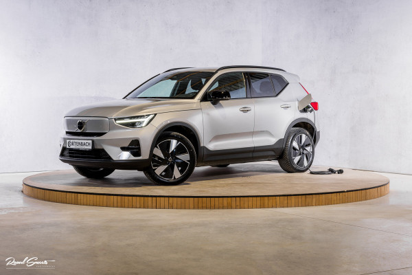 Volvo XC40 Recharge Twin Plus 82 kWh | Zwenkbare trekhaak | Adaptieve cruise | Blis | Full LED |
