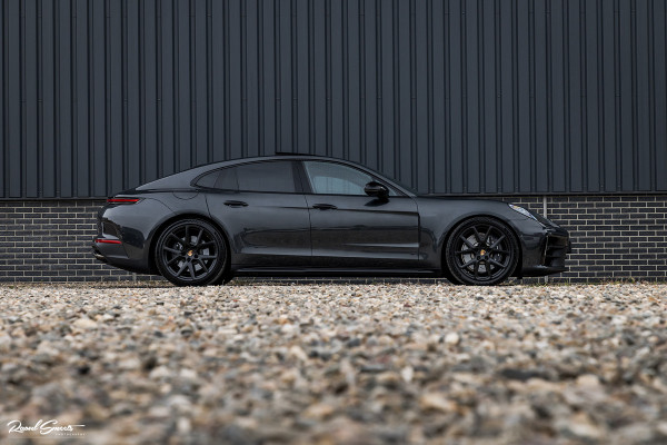 Porsche Panamera 2.9 4 E-Hybrid | 470 Pk | Nieuw model | SportDesign | Sport Chrono | Adaptieve Cruise | Memory | Matrix |