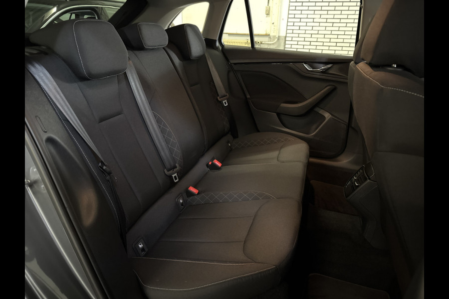 Škoda SCALA 1.5TSI 150PK DSG BUSINESS EDITION ECC/CAPRLAY/TREKHAAK