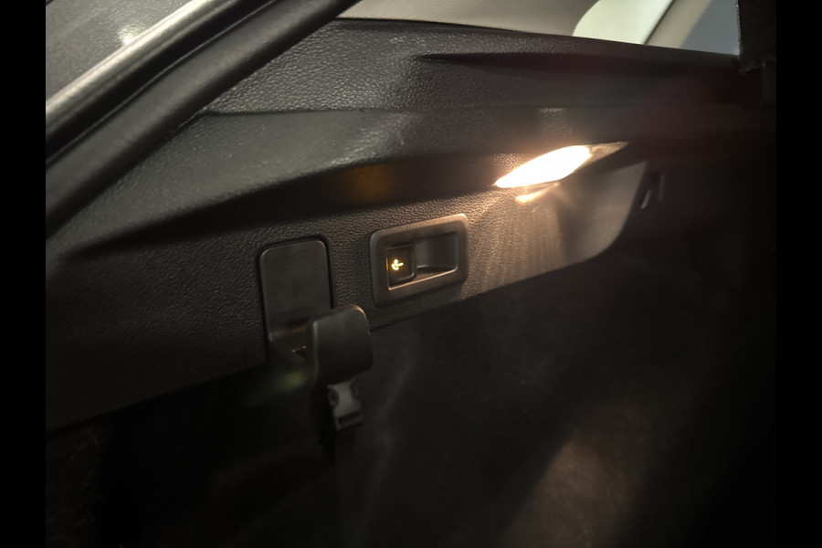 Škoda SCALA 1.5TSI 150PK DSG BUSINESS EDITION ECC/CAPRLAY/TREKHAAK