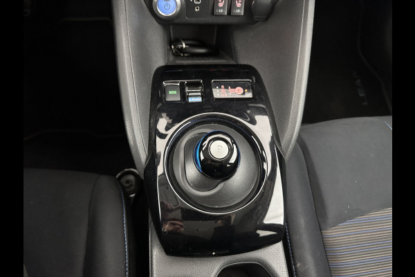 Nissan Leaf N-Connecta 40 kWh Aut. *ADAPTIVE-CRUISE | NAVI-FULLMAP | TOPVIEW | CARPLAY | KEYLESS | BLIND-SPOT |  DIGI-COCKPIT | COMFORT-SEATS | DAB | ECC | PDC | HEATED-SEATS | 17"ALU*