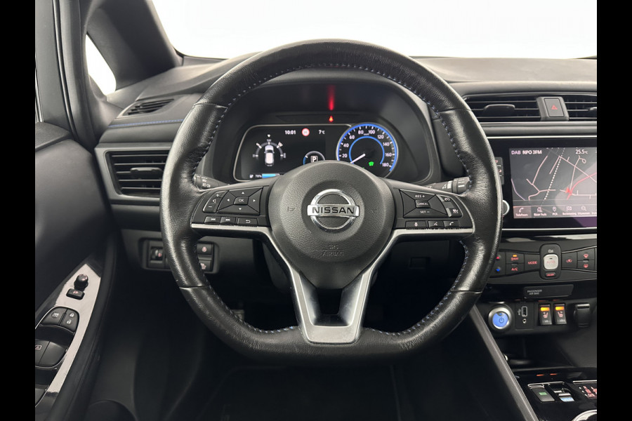 Nissan Leaf N-Connecta 40 kWh Aut. *ADAPTIVE-CRUISE | NAVI-FULLMAP | TOPVIEW | CARPLAY | KEYLESS | BLIND-SPOT |  DIGI-COCKPIT | COMFORT-SEATS | DAB | ECC | PDC | HEATED-SEATS | 17"ALU*