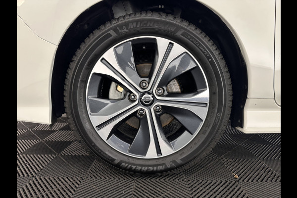 Nissan Leaf N-Connecta 40 kWh Aut. *ADAPTIVE-CRUISE | NAVI-FULLMAP | TOPVIEW | CARPLAY | KEYLESS | BLIND-SPOT |  DIGI-COCKPIT | COMFORT-SEATS | DAB | ECC | PDC | HEATED-SEATS | 17"ALU*