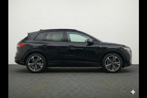 Audi Q4 e-tron 45 quattro S Edition 82 kWh 286pk | Panoramadak | Elektrisch verstelbare stoelen | 20 inch Lichtmetalen velgen | Adaptieve cruise controle