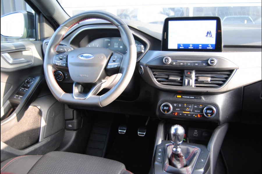 Ford FOCUS Wagon 1.0 EBH ST Line St.