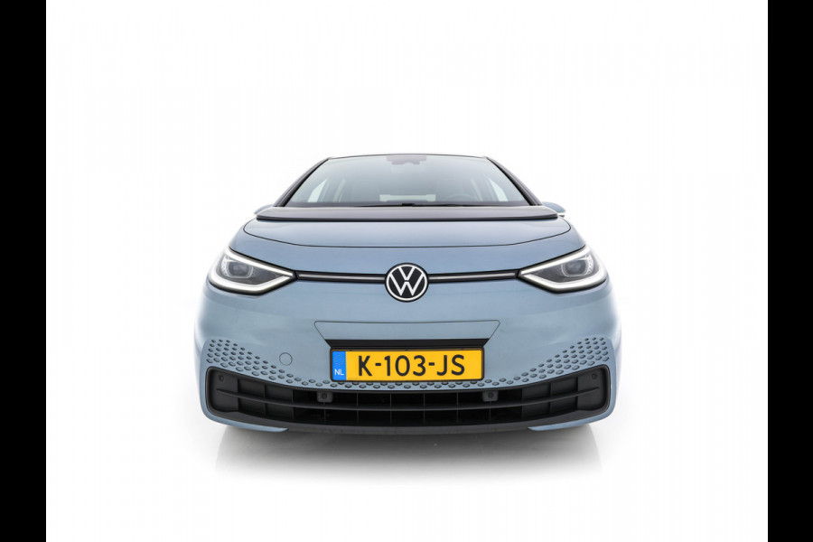 Volkswagen ID.3 Business 58 kWh [ 3-Fase-11kW ] {SOH-87%} (INCL-BTW)  *FULL-LED | AMBIENTLIGHT | KEYLESS | NAVI-FULLMAP | DAB | CARPLAY | CCS-FASTLOADER | CAMERA | HEATED-COMFORTSEATS | DAB+ | DIGI-COCKPIT | ECC | PRIVACYGLASS | PDC | 18''ALU*