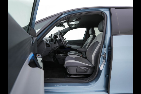 Volkswagen ID.3 Business 58 kWh [ 3-Fase-11kW ] {SOH-87%} (INCL-BTW)  *FULL-LED | AMBIENTLIGHT | KEYLESS | NAVI-FULLMAP | DAB | CARPLAY | CCS-FASTLOADER | CAMERA | HEATED-COMFORTSEATS | DAB+ | DIGI-COCKPIT | ECC | PRIVACYGLASS | PDC | 18''ALU*
