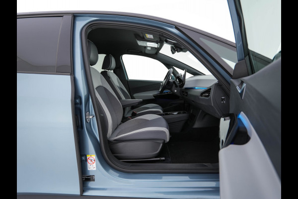 Volkswagen ID.3 Business 58 kWh [ 3-Fase-11kW ] {SOH-87%} (INCL-BTW)  *FULL-LED | AMBIENTLIGHT | KEYLESS | NAVI-FULLMAP | DAB | CARPLAY | CCS-FASTLOADER | CAMERA | HEATED-COMFORTSEATS | DAB+ | DIGI-COCKPIT | ECC | PRIVACYGLASS | PDC | 18''ALU*