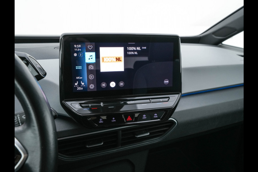 Volkswagen ID.3 Business 58 kWh [ 3-Fase-11kW ] {SOH-87%} (INCL-BTW)  *FULL-LED | AMBIENTLIGHT | KEYLESS | NAVI-FULLMAP | DAB | CARPLAY | CCS-FASTLOADER | CAMERA | HEATED-COMFORTSEATS | DAB+ | DIGI-COCKPIT | ECC | PRIVACYGLASS | PDC | 18''ALU*