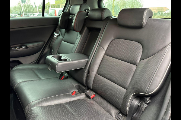 Kia Sportage 1.6 GDI DynamicLine | Leder | Trekhaak | Stoel&Stuurverwarming | JBL-Audio | Climate | Navi |