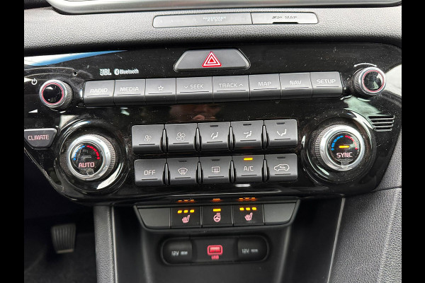 Kia Sportage 1.6 GDI DynamicLine | Leder | Trekhaak | Stoel&Stuurverwarming | JBL-Audio | Climate | Navi |
