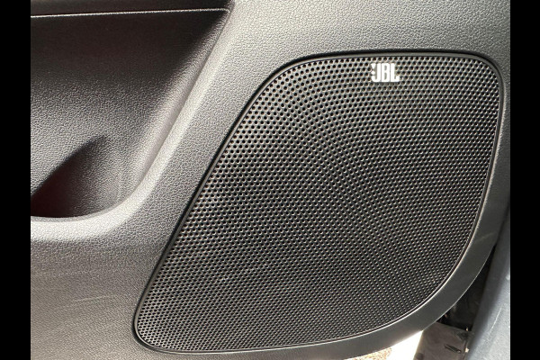 Kia Sportage 1.6 GDI DynamicLine | Leder | Trekhaak | Stoel&Stuurverwarming | JBL-Audio | Climate | Navi |
