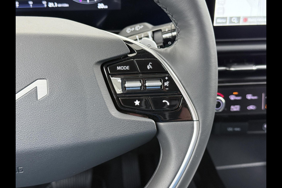 Kia Niro EV AIR 64kWh  | SOH 100% WARMTEPOMP | 860KM  |VOLLEDIGE KIA GARANTIE VAN TOEPASSING | ADAPTIVE CRUISE| CAMERA| STOEL + STUUR VERWARMING