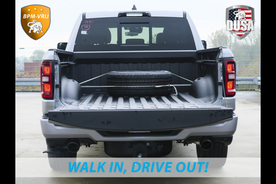 Dodge Ram 1500 | Laramie | Night | 3.0L I6 Hurricane | Crew Cab | 4X4 | | BPM-VRIJ | Niveau regeling | Passenger Display | Getoonde accessoires zijn verkrijgbaar tegen meerprijs