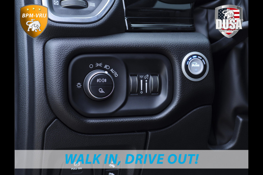 Dodge Ram 1500 | Laramie | Night | 3.0L I6 Hurricane | Crew Cab | 4X4 | | BPM-VRIJ | Niveau regeling | Passenger Display | Getoonde accessoires zijn verkrijgbaar tegen meerprijs