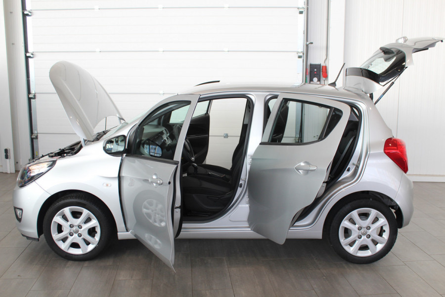 Opel KARL 1.0-75pk ecoFLEX Edition. Erg nette hoogzitter ! Slechts 59.000km ! Airco, parkeersensoren achter, cruise control, Bluetooth telefoonvoorbereidng, metallic lak etc.