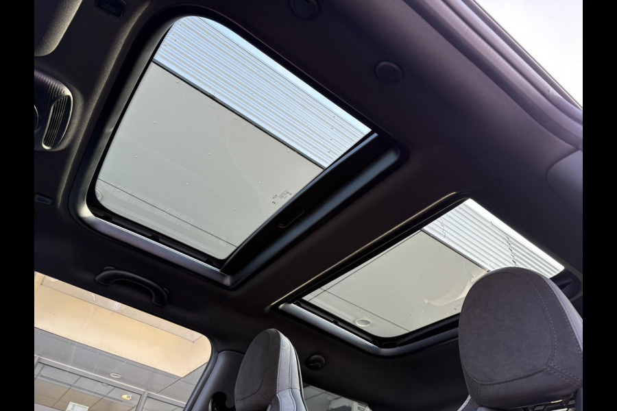 MINI Mini 2.0 John Cooper Works Essential 230pk | Panoramadak | Stoelverwarming |