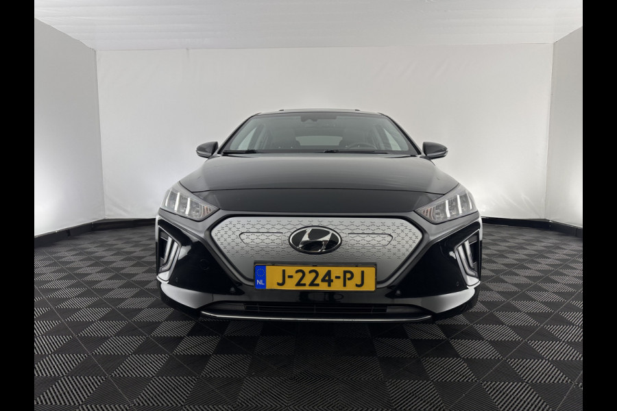 Hyundai IONIQ Premium EV 38 kWh {SOH-97%} (INCL.BTW) Aut *HEATPUMP | PANO | LEATHER | FULL-LED | ADAPTIVE-CRUISE | KEYLESS | NAVI-FULLMAP | DAB | CAMERA | MEMORY-PACK | DIGI-COCKPIT | HEATED/VENTILATED-SEATS | CCS- FASTLOADER | 16''A