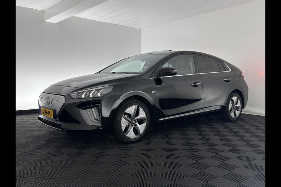 Hyundai IONIQ Premium EV 38 kWh {SOH-97%} (INCL.BTW) Aut *HEATPUMP | PANO | LEATHER | FULL-LED | ADAPTIVE-CRUISE | KEYLESS | NAVI-FULLMAP | DAB | CAMERA | MEMORY-PACK | DIGI-COCKPIT | HEATED/VENTILATED-SEATS | CCS- FASTLOADER | 16''A