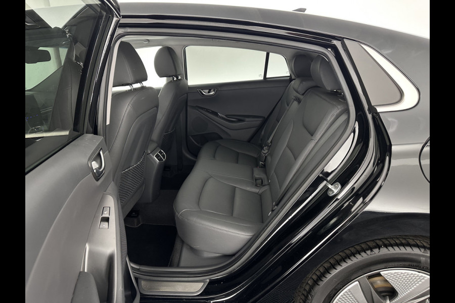 Hyundai IONIQ Premium EV 38 kWh {SOH-97%} (INCL.BTW) Aut *HEATPUMP | PANO | LEATHER | FULL-LED | ADAPTIVE-CRUISE | KEYLESS | NAVI-FULLMAP | DAB | CAMERA | MEMORY-PACK | DIGI-COCKPIT | HEATED/VENTILATED-SEATS | CCS- FASTLOADER | 16''A