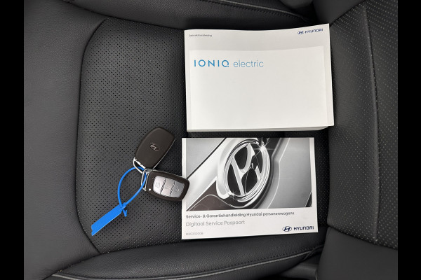 Hyundai IONIQ Premium EV 38 kWh {SOH-97%} (INCL.BTW) Aut *HEATPUMP | PANO | LEATHER | FULL-LED | ADAPTIVE-CRUISE | KEYLESS | NAVI-FULLMAP | DAB | CAMERA | MEMORY-PACK | DIGI-COCKPIT | HEATED/VENTILATED-SEATS | CCS- FASTLOADER | 16''A