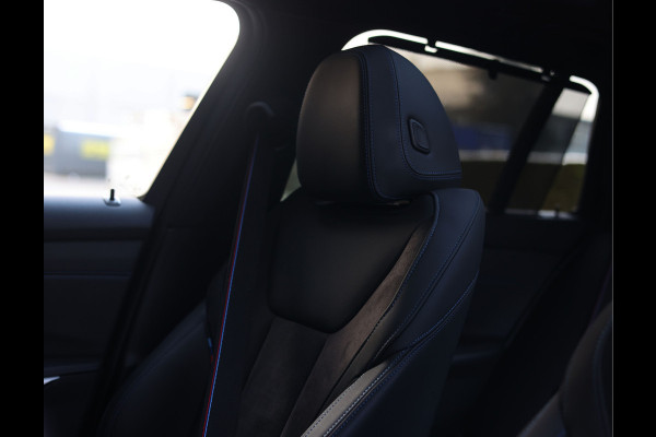 BMW 3 Serie Touring 330e | Skyskraper - M Sport Pro - Camera - Pano - Trekhaak