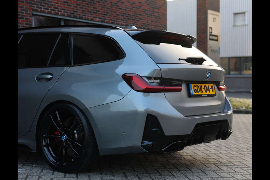 BMW 3 Serie Touring 330e | Skyskraper - M Sport Pro - Camera - Pano - Trekhaak