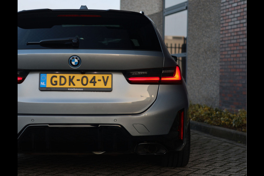 BMW 3 Serie Touring 330e | Skyskraper - M Sport Pro - Camera - Pano - Trekhaak