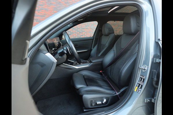 BMW 3 Serie Touring 330e | Skyskraper - M Sport Pro - Camera - Pano - Trekhaak