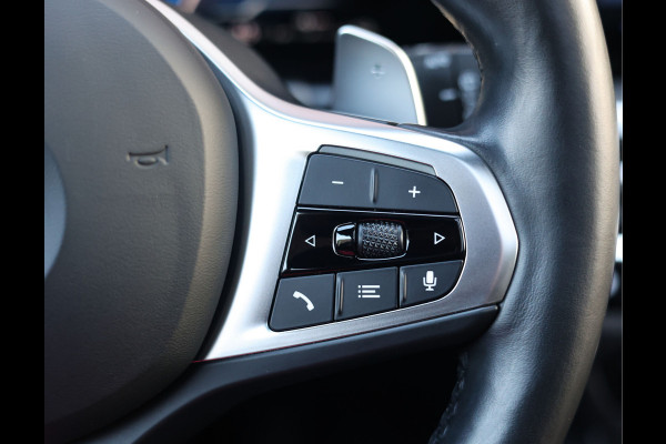 BMW 3 Serie Touring 330e | Skyskraper - M Sport Pro - Camera - Pano - Trekhaak