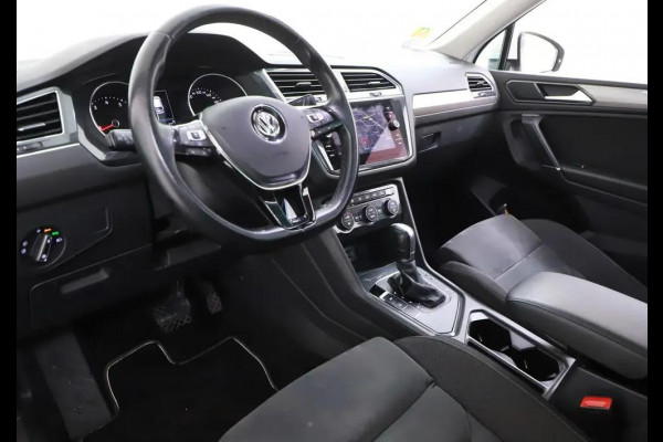 Volkswagen Tiguan Allspace 1.4 TSI Comfortline Business l PANO l TREKHAAK