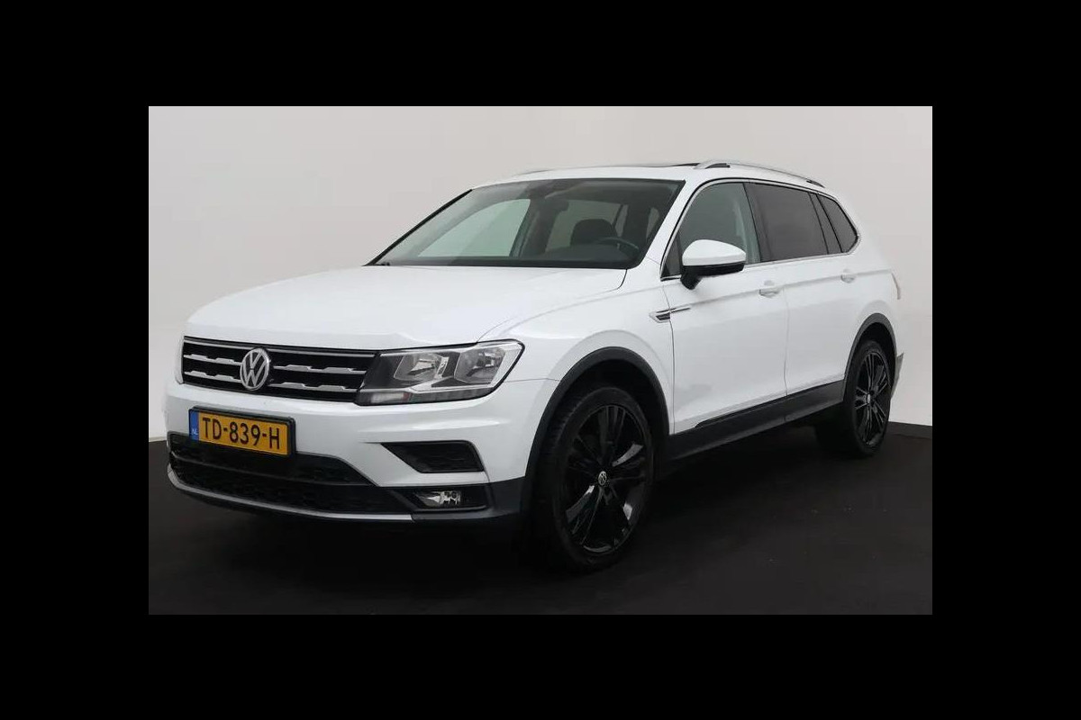 Volkswagen Tiguan Allspace 1.4 TSI Comfortline Business l PANO l TREKHAAK