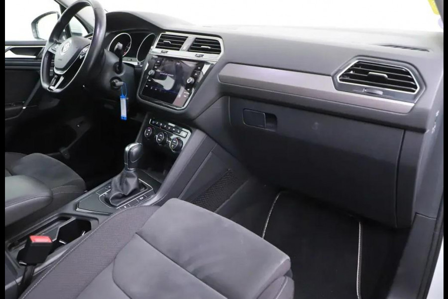 Volkswagen Tiguan Allspace 1.4 TSI Comfortline Business l PANO l TREKHAAK