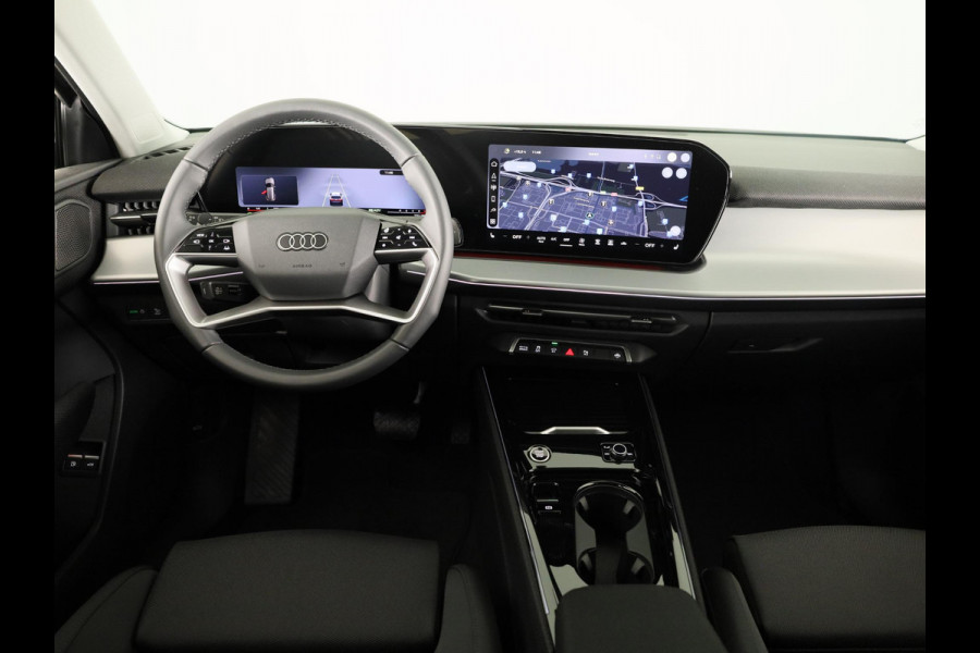 Audi Q3 Advanced edition e-hybrid 272 pk | Techniekpakket plus | Glazen panoramadak | Ambiente lichtpakket | Verwarmbaar stuurwiel |