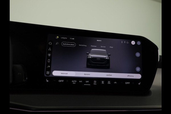 Audi Q3 Advanced edition e-hybrid 272 pk | Techniekpakket plus | Glazen panoramadak | Ambiente lichtpakket | Verwarmbaar stuurwiel |