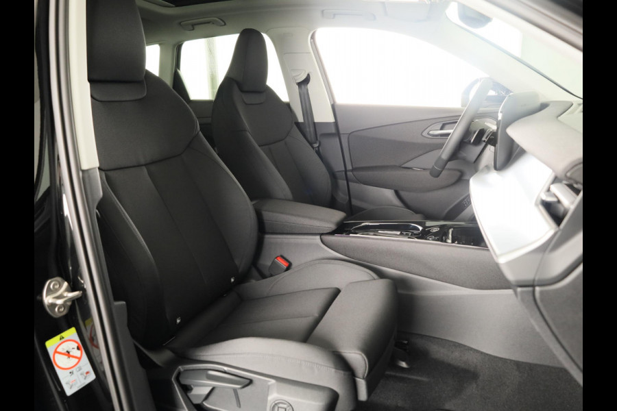 Audi Q3 Advanced edition e-hybrid 272 pk | Techniekpakket plus | Glazen panoramadak | Ambiente lichtpakket | Verwarmbaar stuurwiel |