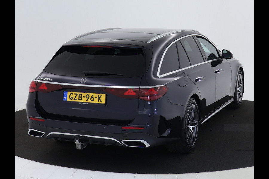 Mercedes-Benz E-Klasse Estate 300 e AMG Plug-In Hybride | AMG Styling | Trekhaak | Digital light | Keyless go | Distronic | Keyless go | Memory Pakket voorsteoelen. Inclusief 24 maanden MB Certified garantie voor Europa.