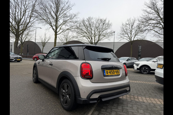 MINI Mini 1.5 Cooper Camden Go Edition FULL LED | STOELVERWARMING | CAMERA | APPLE CARPLAY | CLIMATE CONTROL | KEYLESS | DEALER ONDERHOUDEN | 12 MND BOVAG GARANTIE