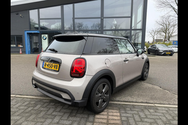 MINI Mini 1.5 Cooper Camden Go Edition FULL LED | STOELVERWARMING | CAMERA | APPLE CARPLAY | CLIMATE CONTROL | KEYLESS | DEALER ONDERHOUDEN | 12 MND BOVAG GARANTIE