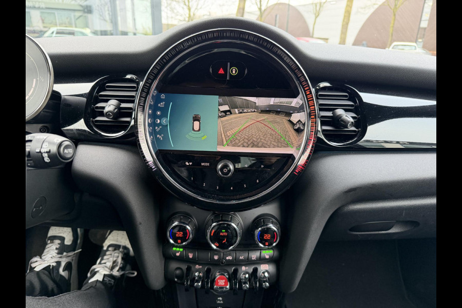 MINI Mini 1.5 Cooper Camden Go Edition FULL LED | STOELVERWARMING | CAMERA | APPLE CARPLAY | CLIMATE CONTROL | KEYLESS | DEALER ONDERHOUDEN | 12 MND BOVAG GARANTIE