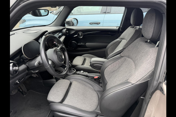 MINI Mini 1.5 Cooper Camden Go Edition FULL LED | STOELVERWARMING | CAMERA | APPLE CARPLAY | CLIMATE CONTROL | KEYLESS | DEALER ONDERHOUDEN | 12 MND BOVAG GARANTIE