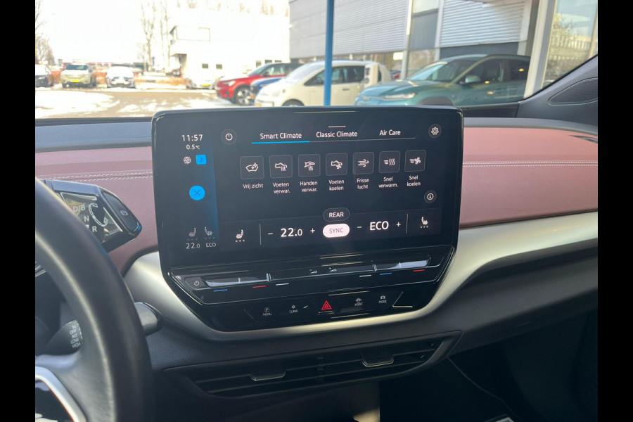 Volkswagen ID.5 Pro 77 kWh | Stoel- en stuurwielverwarming | Achteruitrijcamera | 20 inch velgen | Getint glas | Navigatie