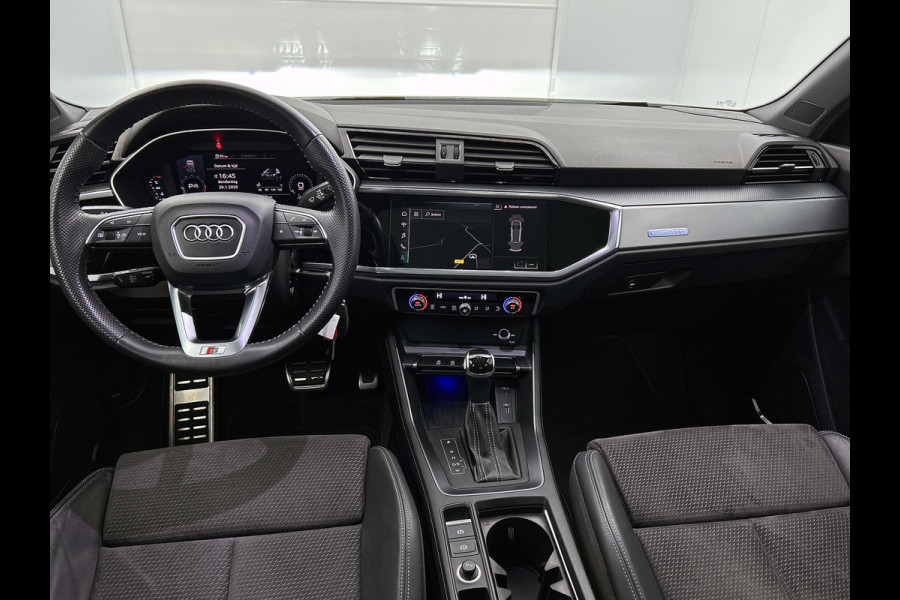 Audi Q3 40 TFSI quattro 3x S Line(NL-auto, Panorama, Dealer OndH, Digitale Dash, PDC V+A, Lane Assist, Addpt Cruise Con,Etc)