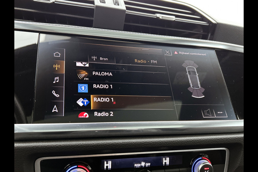 Audi Q3 40 TFSI quattro 3x S Line(NL-auto, Panorama, Dealer OndH, Digitale Dash, PDC V+A, Lane Assist, Addpt Cruise Con,Etc)