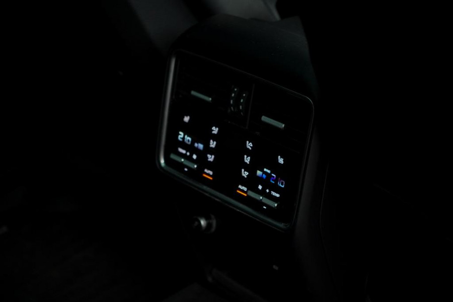 Porsche Cayenne 4.0 Turbo / PSCB / Pano / Burmester / Stoelklima / Trekhaak Elek