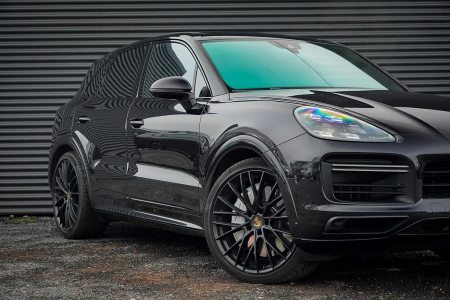 Porsche Cayenne 4.0 Turbo / PSCB / Pano / Burmester / Stoelklima / Trekhaak Elek