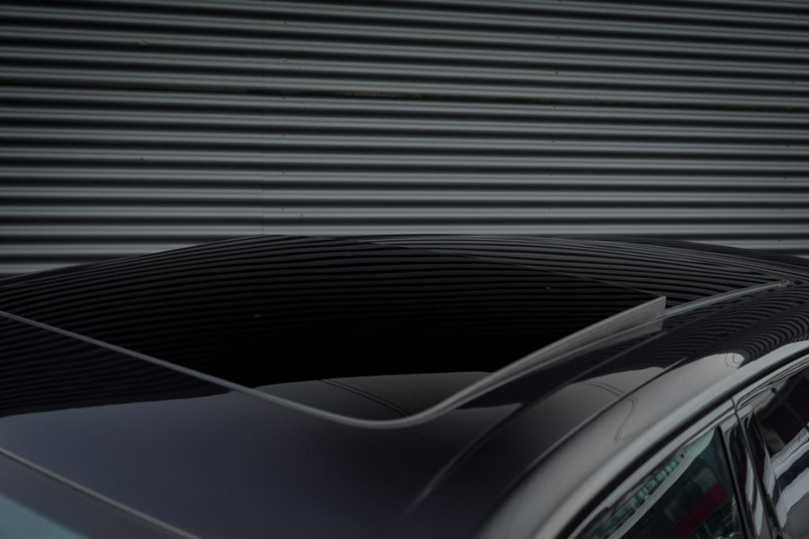 Porsche Cayenne 4.0 Turbo / PSCB / Pano / Burmester / Stoelklima / Trekhaak Elek