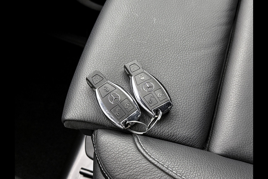 Mercedes-Benz V-Klasse 250d 4-MATIC L3 DC AMG Dubbele Cabine Elektrische schuifdeuren Distronic Burmester Trekhaak afneembaar 2500kg Dubbele cabine